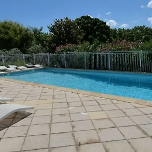 Hotel Hostellerie Du Luberon ***